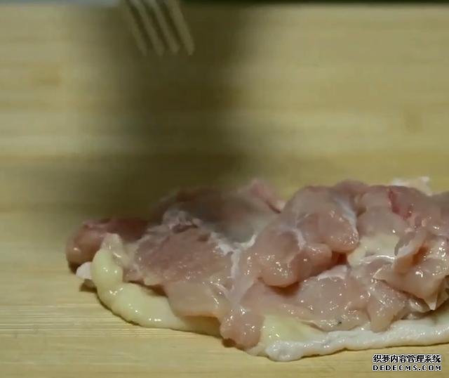 雞腿的新吃法，不蒸不煮不烤，不用一滴油，外香內(nèi)酥太好吃了