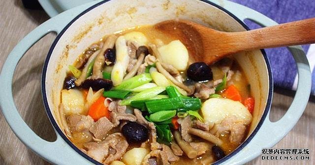 學(xué)會這樣做梨子燉肉，真是太香了，美味解饞超好吃，上桌就掃光