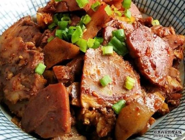 過(guò)年請(qǐng)客吃飯，這幾道下酒菜，你喜歡哪一道？趕緊學(xué)起來(lái)