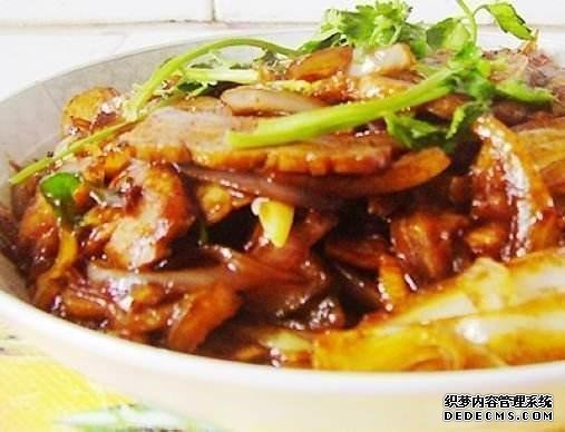 分享幾道菜肴，下酒下飯，超級(jí)美味，家中待客必備，喜歡收下