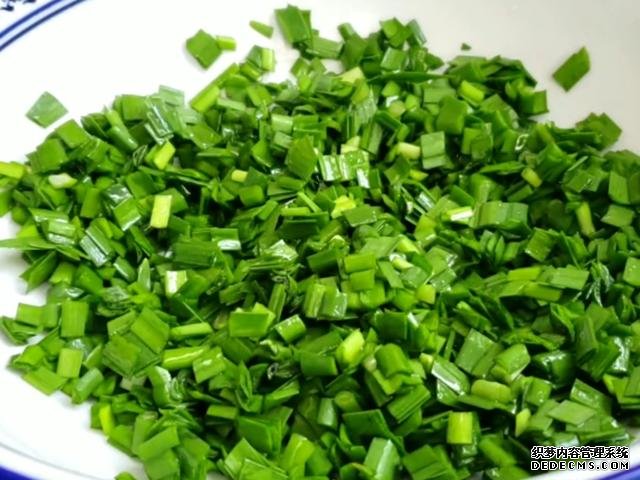 春天超火的懶人包子，不用發(fā)面，包好直接蒸，出鍋就被搶光