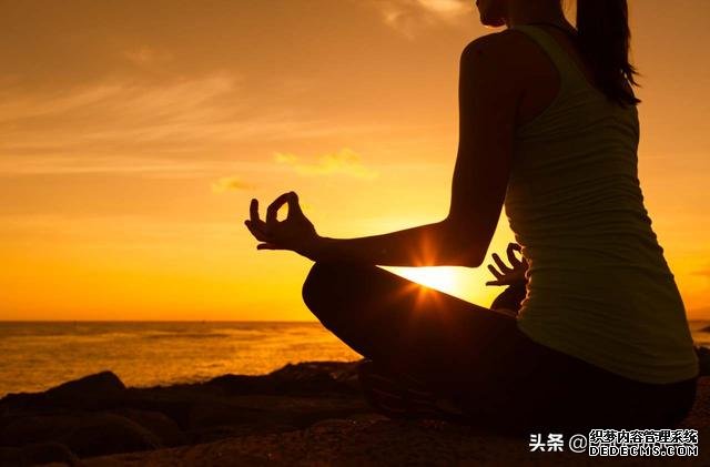 運動是如何改善情緒的？堅持健身真的可以讓你精神更健康，更快樂