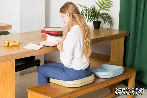 后背疼痛，到底是腎臟還是心臟有問題？醫(yī)生：請不要忽視幾種病