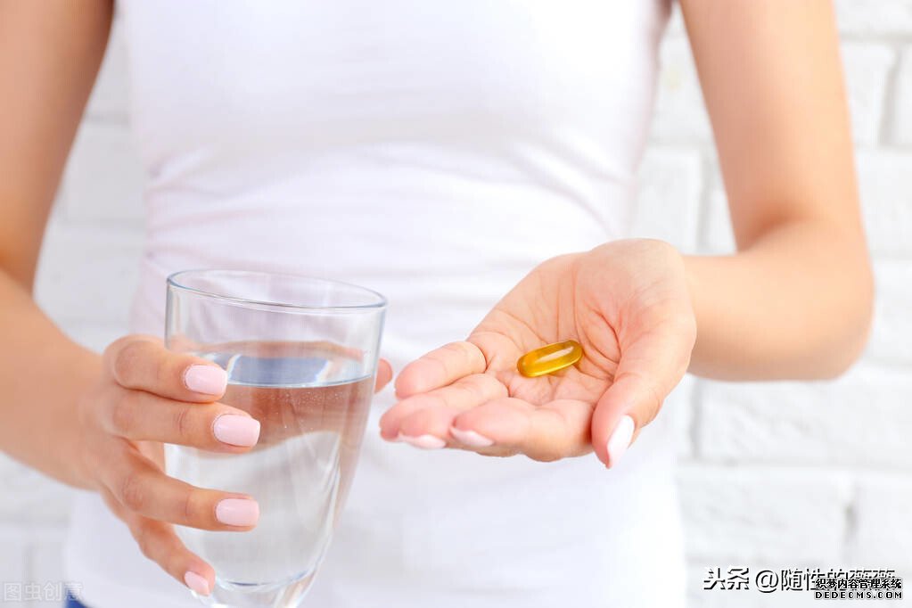 骨質(zhì)流失在30多歲時(shí)開始！預(yù)防骨質(zhì)疏松，不是只喝牛奶那么簡(jiǎn)單